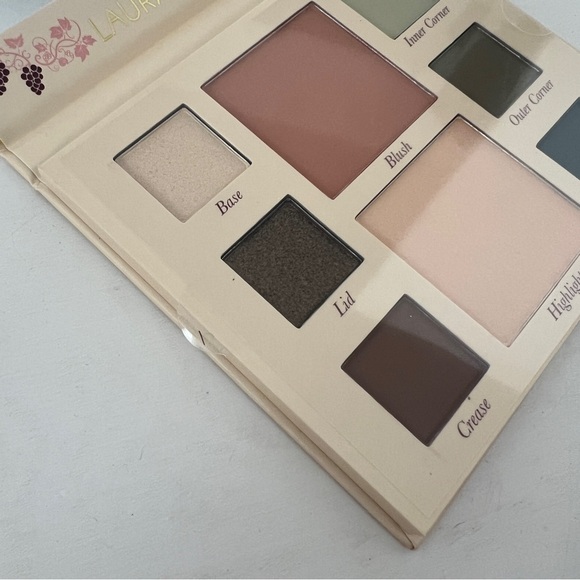 Laura Geller Party in a Palette Face Set - Picture 4 of 5